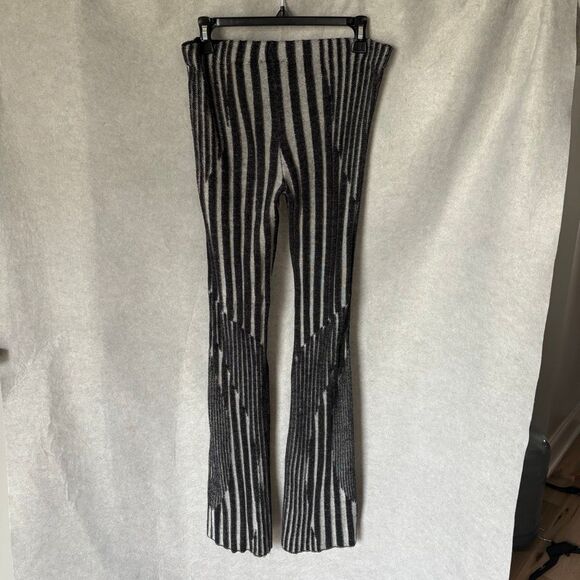THE RAGGED PRIEST Knitted Mixed Stripe Flared Sz 10 Trousers Black & Gray Ribbed - Picture 3 of 7